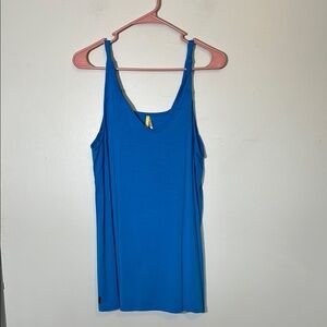 Like NEW Twisted Sleeveless Blue workout Tank Top super soft!‎